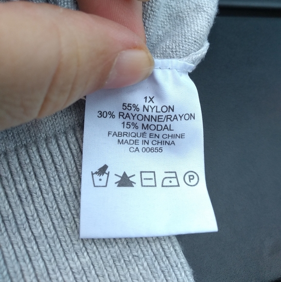 Penningtons Grey Sweater with Black & White Horizontal Stripes, Size 1X,… - Picture 6 of 9